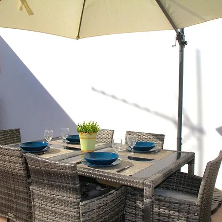 Semesterbostad Casa Alma Lusa - Center - 2 Bedrooms *